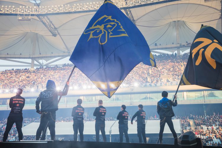 esports-billion-dollar-business