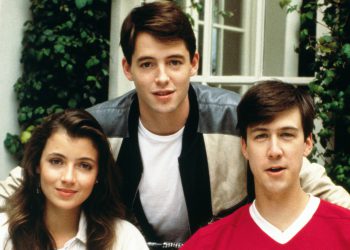 why-gen-z-stress-about-friends