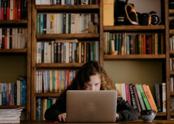 Uni Without Actually Being At Uni – Is It Worth It?