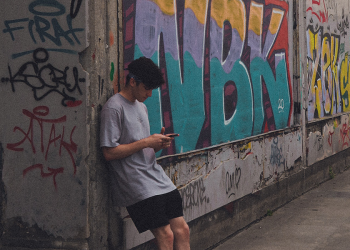 Why Teen Group Chats Go Toxic